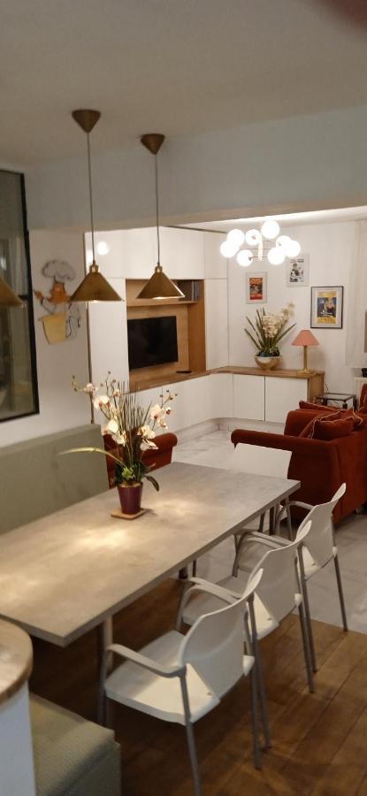 Liege 4420 Rue Jean Jaures 45 Grande Maison Joyeuse Avec Terrasse 30M2 Pour 8 Personnes Maximum Saint-Nicolas  Екстериор снимка