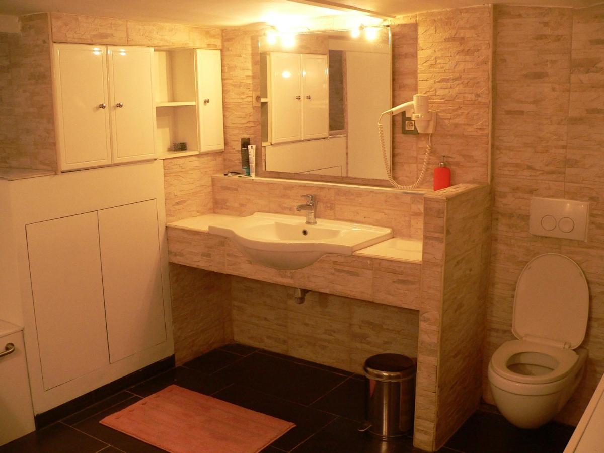 Liege 4420 Rue Jean Jaures 45 Grande Maison Joyeuse Avec Terrasse 30M2 Pour 8 Personnes Maximum Saint-Nicolas  Екстериор снимка