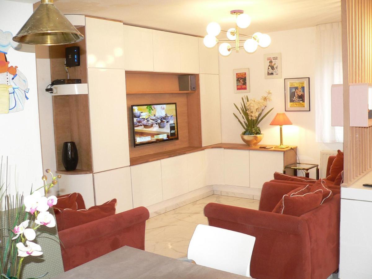 Liege 4420 Rue Jean Jaures 45 Grande Maison Joyeuse Avec Terrasse 30M2 Pour 8 Personnes Maximum Saint-Nicolas  Екстериор снимка