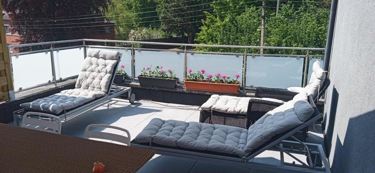 Liege 4420 Rue Jean Jaures 45 Grande Maison Joyeuse Avec Terrasse 30M2 Pour 8 Personnes Maximum Saint-Nicolas  Екстериор снимка